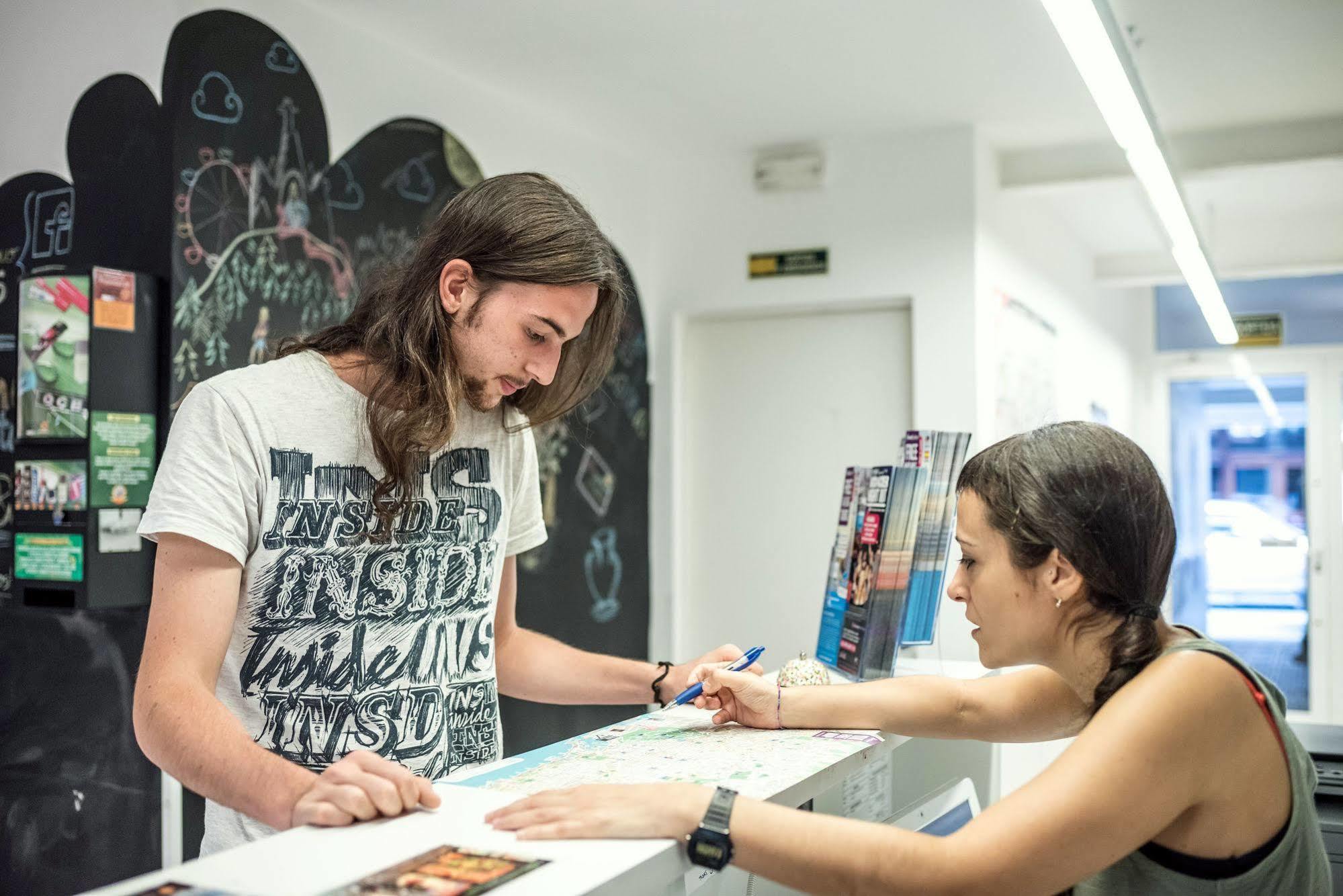 Rocket Hostels Gracia Barcelona Eksteriør bilde